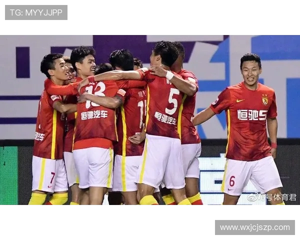 南京足球队强势领跑联赛积分榜72分稳居第一位置